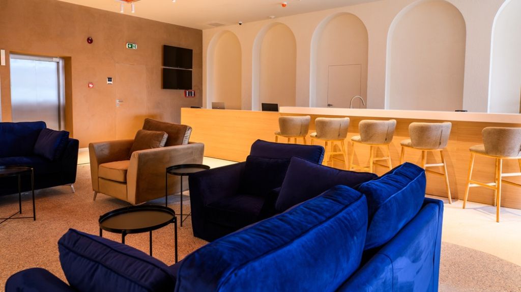 FOTO | Se deschide primul hotel internațional din Alba Iulia - Imagine 5