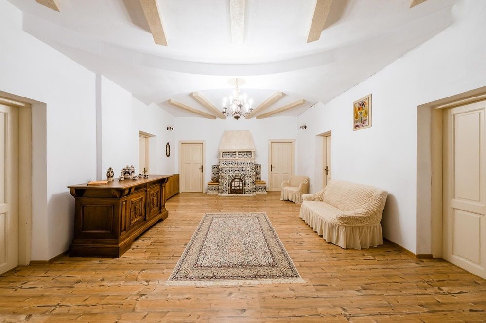 [FOTO] Conac boieresc de sec. XIX, cu piscină, la o oră de București, pentru 450.000 de euro - Poza 4