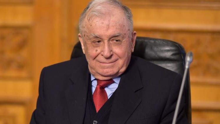 Iohannis a aprobat urmarirea penala a lui Ion Iliescu si Petre Roman in Dosarul Revolutiei