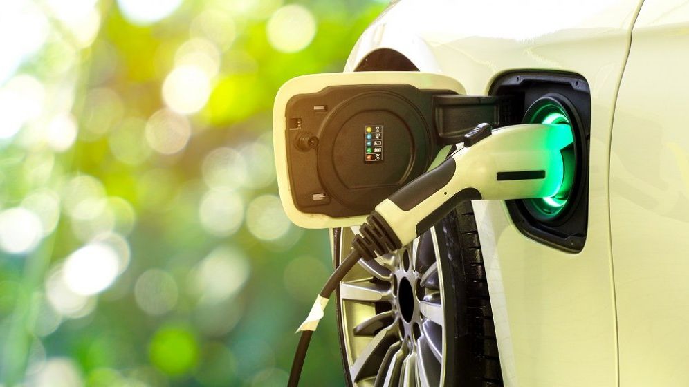 Romania primeste 53 MIL. euro pentru statii de incarcare a masinilor electrice
