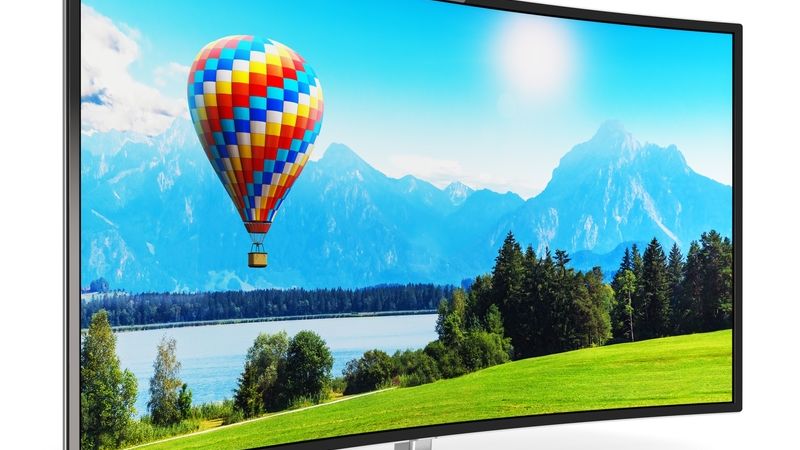 Televizoare 4K, la reducere: Ce oferte gasesti la eMAG?