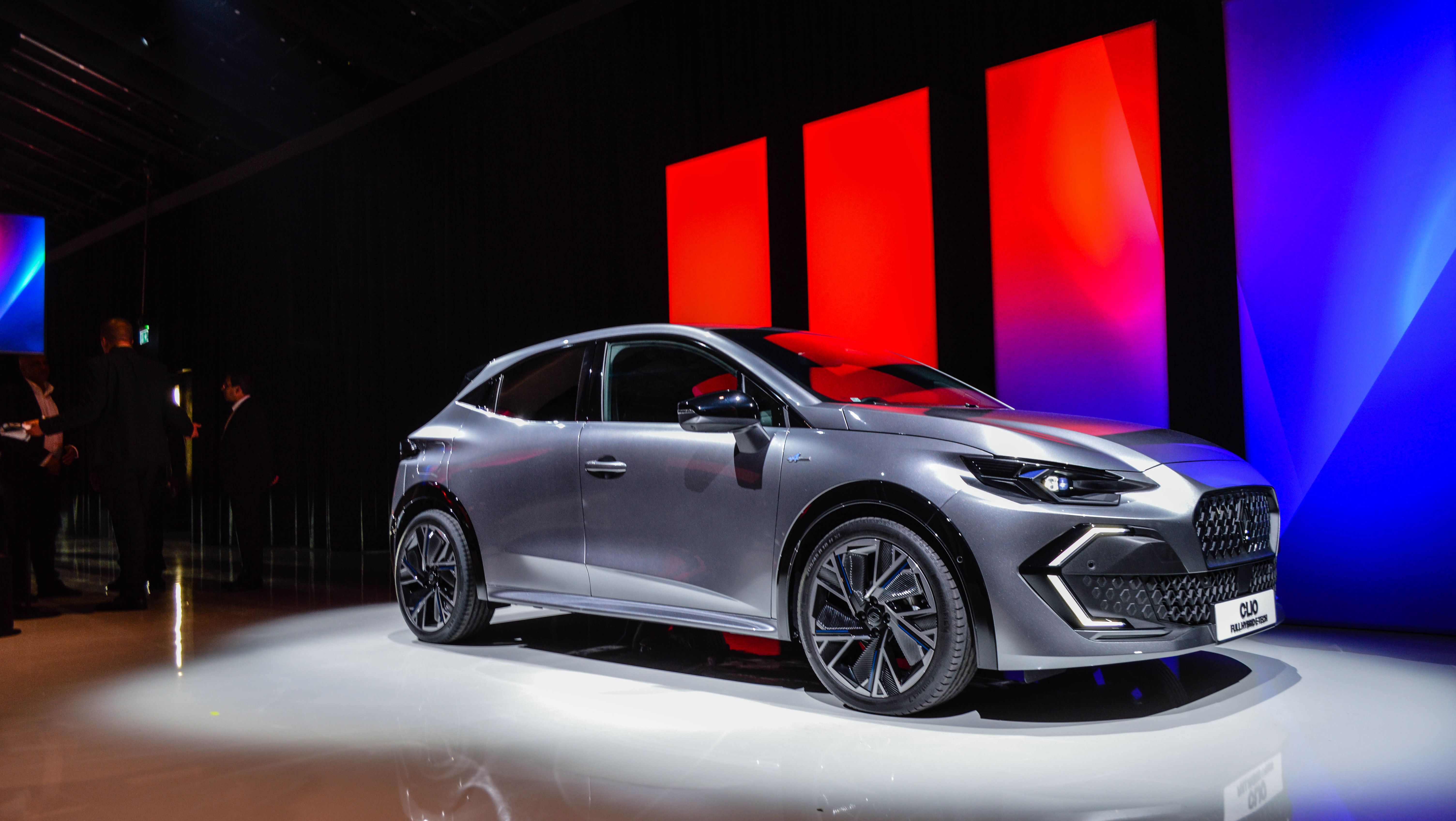 Renault deschide comenzile pentru noul Clio în România. Cât va costa hatchback-ul francezilor