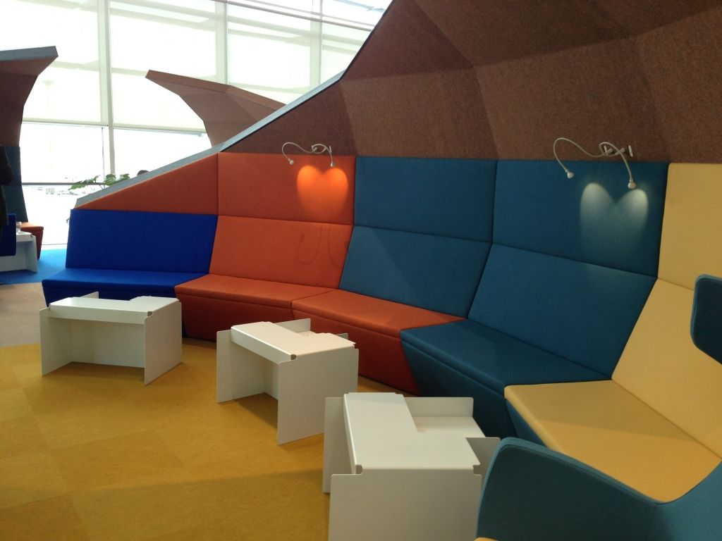 Salon Business Aeroportul Henri Coanda - Imagine 15