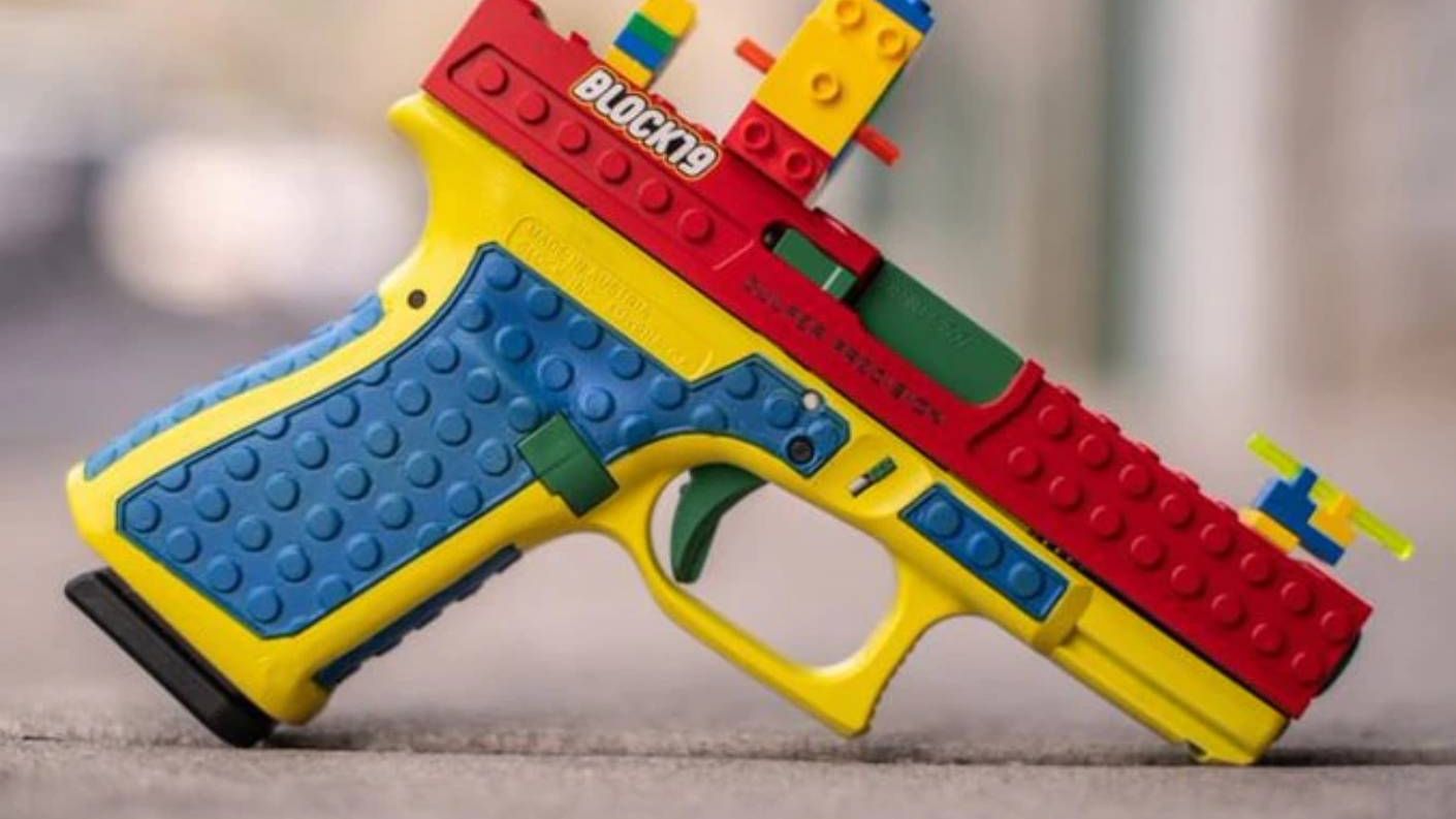Block19, pistolul care a creat isterie în SUA! Lego a reacționat imediat