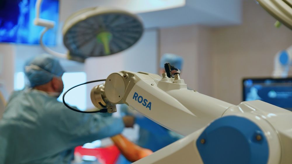 MedLife aduce un robot de chirurgie ortopedică în spitalul din Cluj