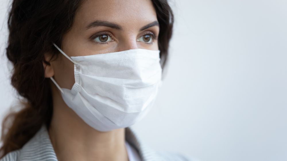 Paralizia facială temporară, după vaccin. De ce apare şi în cât timp trece