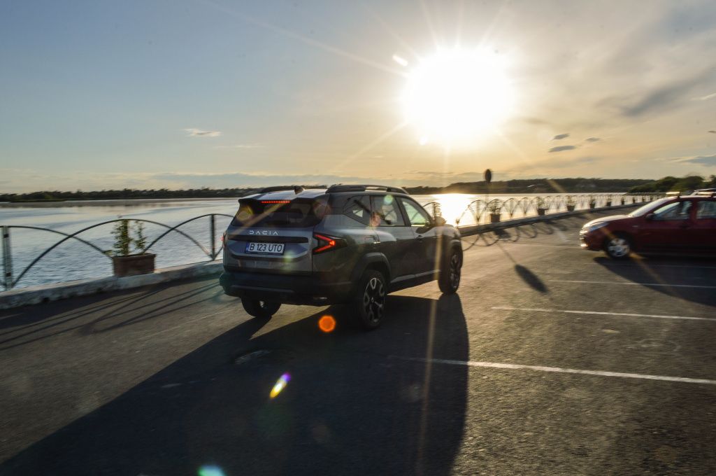 [FOTO] Test Drive Dacia Bigster Hybrid 155. Prima Dacia care oferă liniștea unei mașini premium - Imagine 5