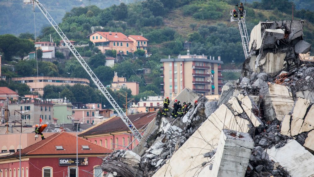 Pod prabusit la Genova: Operatiunile de cautare s-au incheiat, bilantul oficial este de 43 de morti