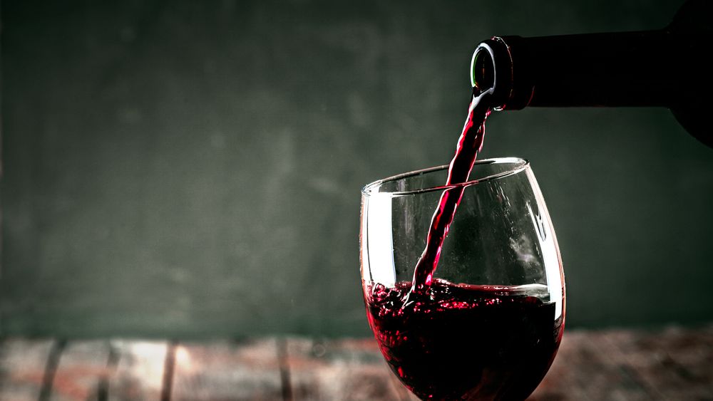 Jidvei: măsurile de izolare și distanțare socială au determinat o scădere abruptă a consumului de vin