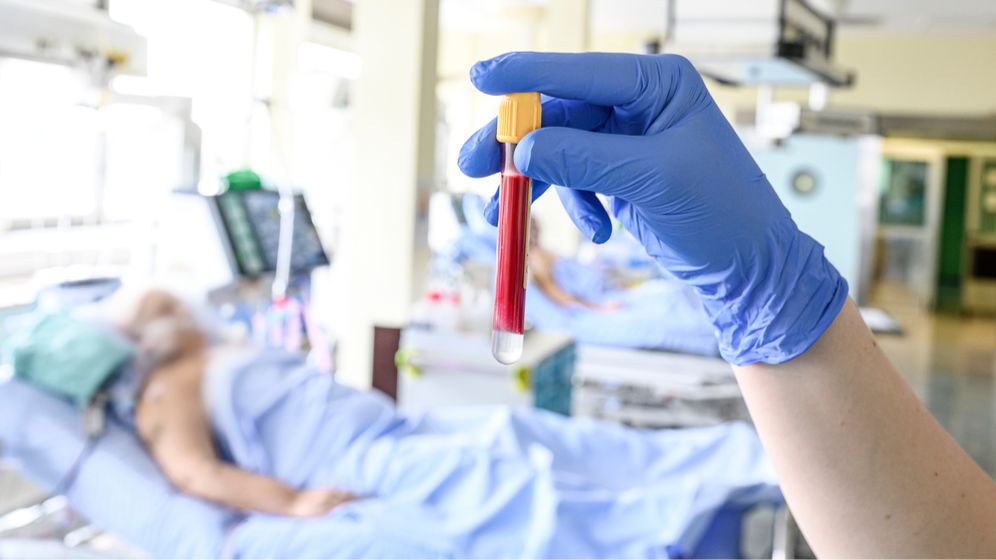 COVID în România | Încă o săptămână cu peste 8.000 de cazuri