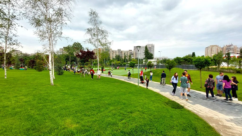 GALERIE FOTO | Cum arată cel mai nou parc din București, inaugurat chiar de Ziua Copilului - Imagine 13