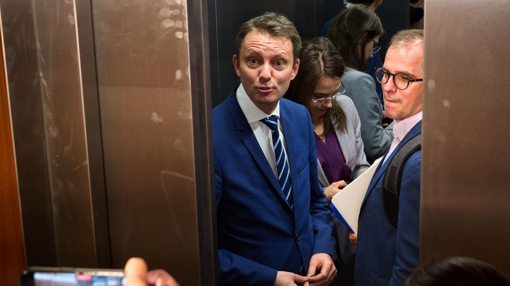 Mesajul lui Siegfried Mureșan înaintea votului de învestitură: Puterea este astăzi la fiecare parlamentar