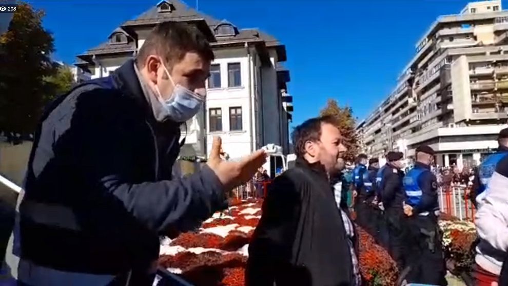 Protest la moaștele Sfintei Parascheva: oamenii sunt nemulțumiți de restricții