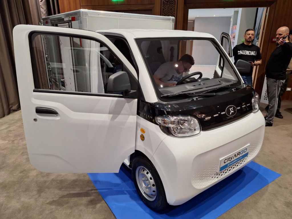 [FOTO] Allview intră în "žlumea" utilitarelor electrice. Cât costă noile modele - Imagine 22