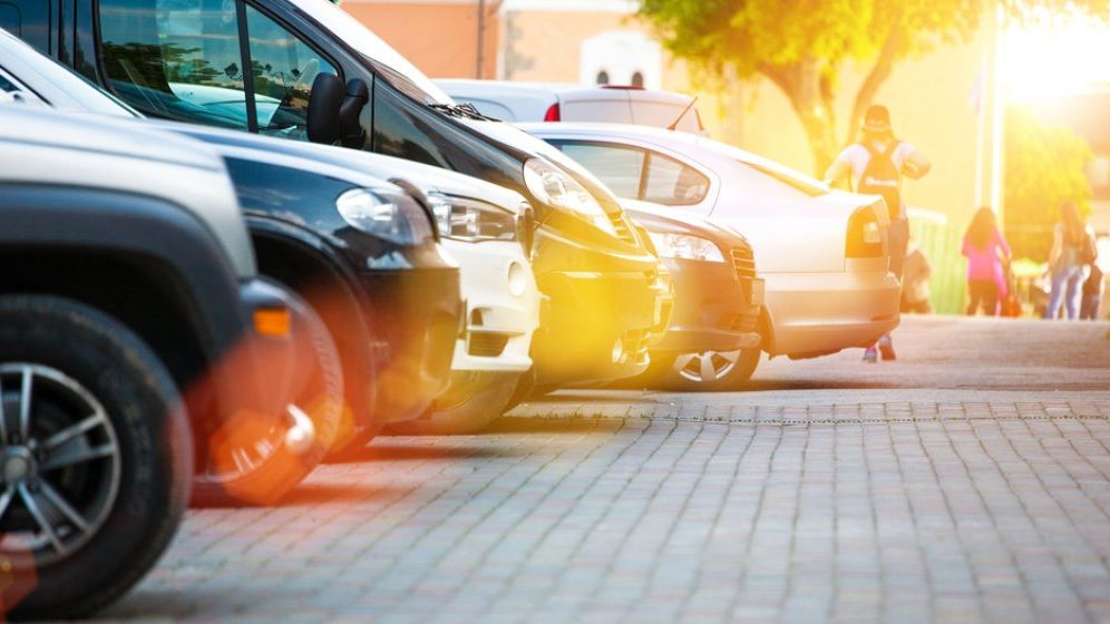 Dupa doi ani de mandat, Gabriela Firea se ocupa de strazile neasfaltate din Capitala