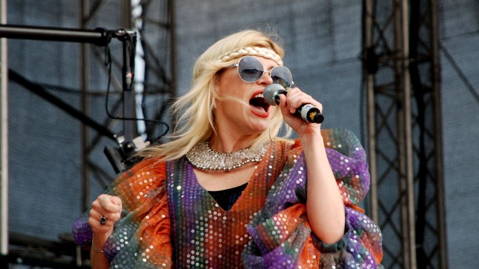 Loredana Groza: Știu că majoritatea votanților sunt femei, ceea ce spune multe despre șansa pe care o au femeile în această societate