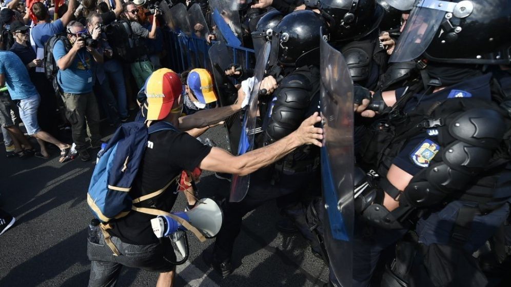 Parchetul Militar, program prelungit. Protestatarii pot depune plangeri si in weekend