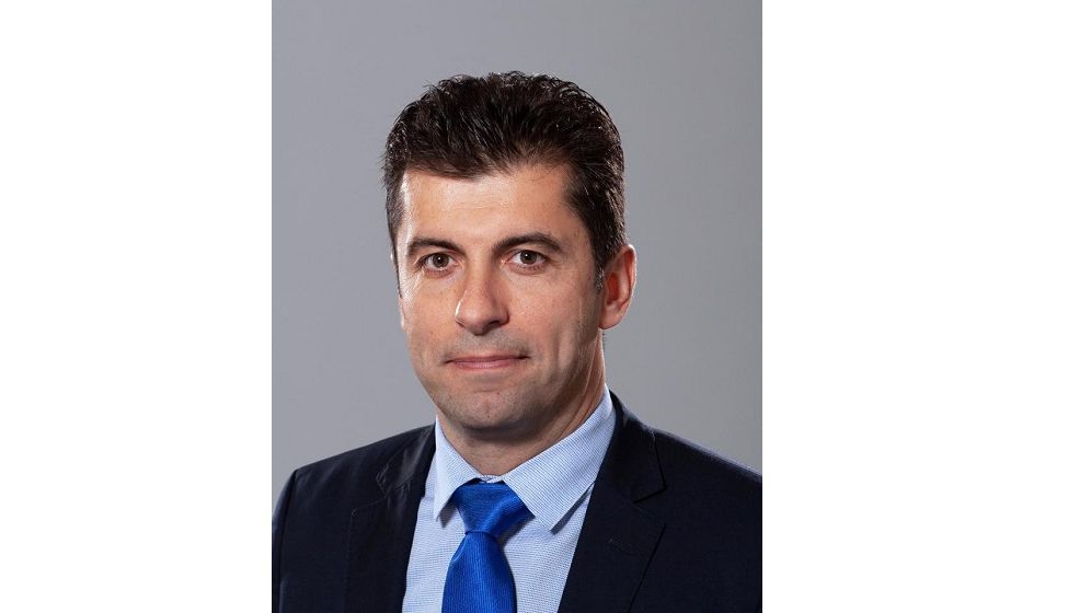 Bulgarii își formează noul guvern în jurul unui premier școlit la Harvard