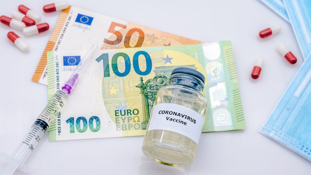 Dr. Adrian Marinescu: Autoritățile ar trebui să ia în calcul anumite beneficii pentru accelerarea vaccinării anti-COVID