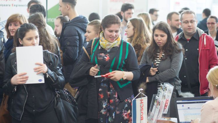 ANOFM: Peste 70.000 de persoane au fost angajate in primele 3 luni ale anului 2017