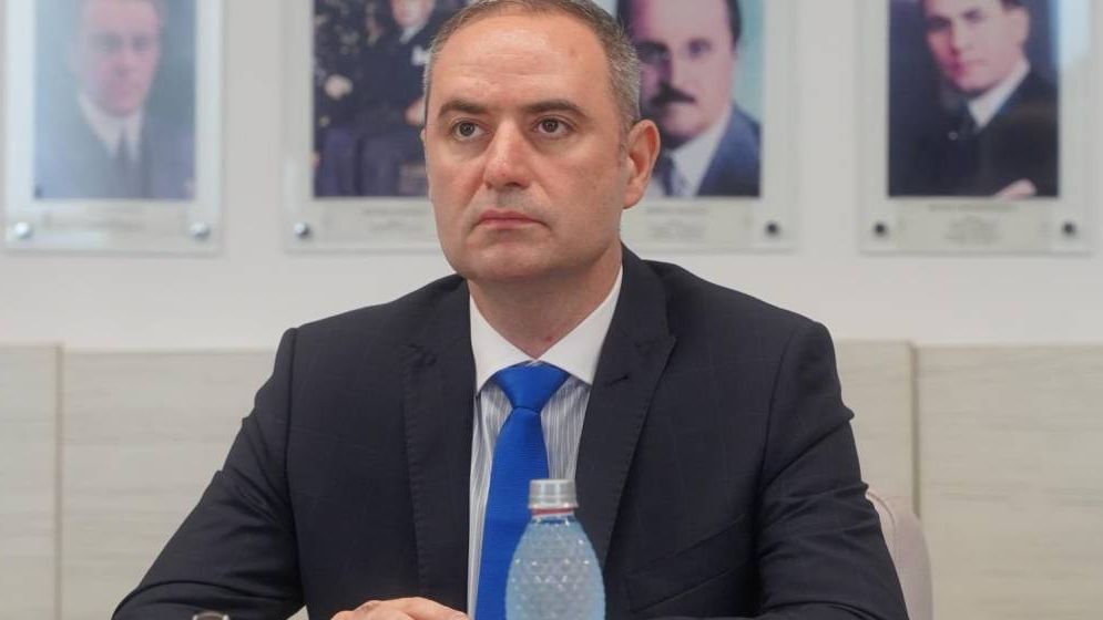 România intră în 2026 cu un deficit de 7,65% din PIB: Nazare vizează reducerea la 6% fără tăieri la investiții