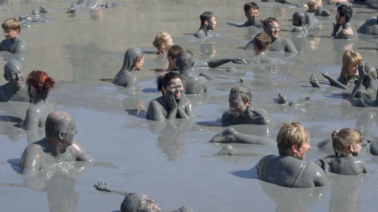 Ministrul Turismului: Nu vad cum se poate face exportul namolului din Lacul Techirghiol, cred ca este o tema falsa