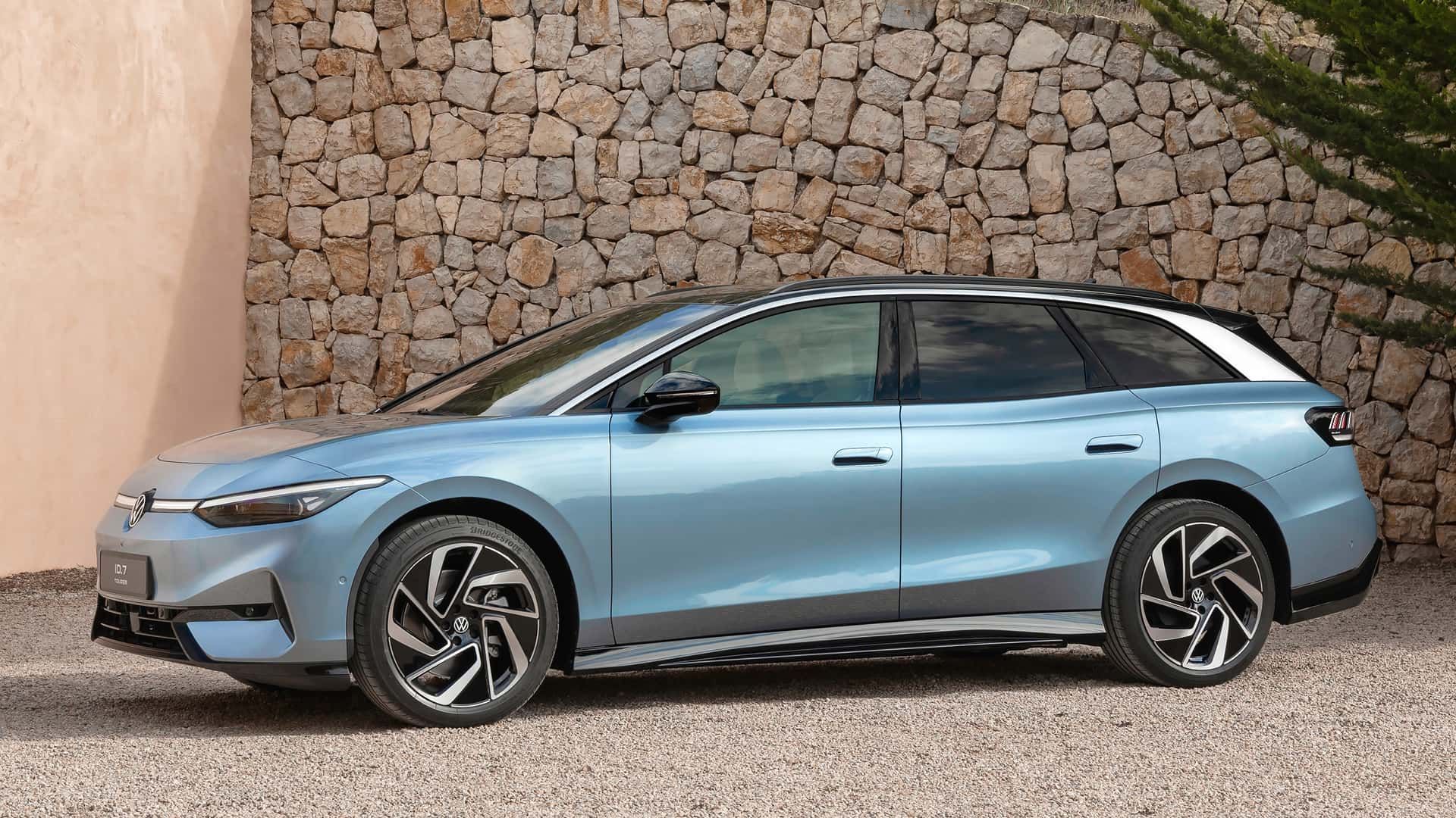 Volkswagen a prezentat ID.7 Tourer, rivalul cu autonomie de aproape 700 de kilometri al BMW i5 Touring