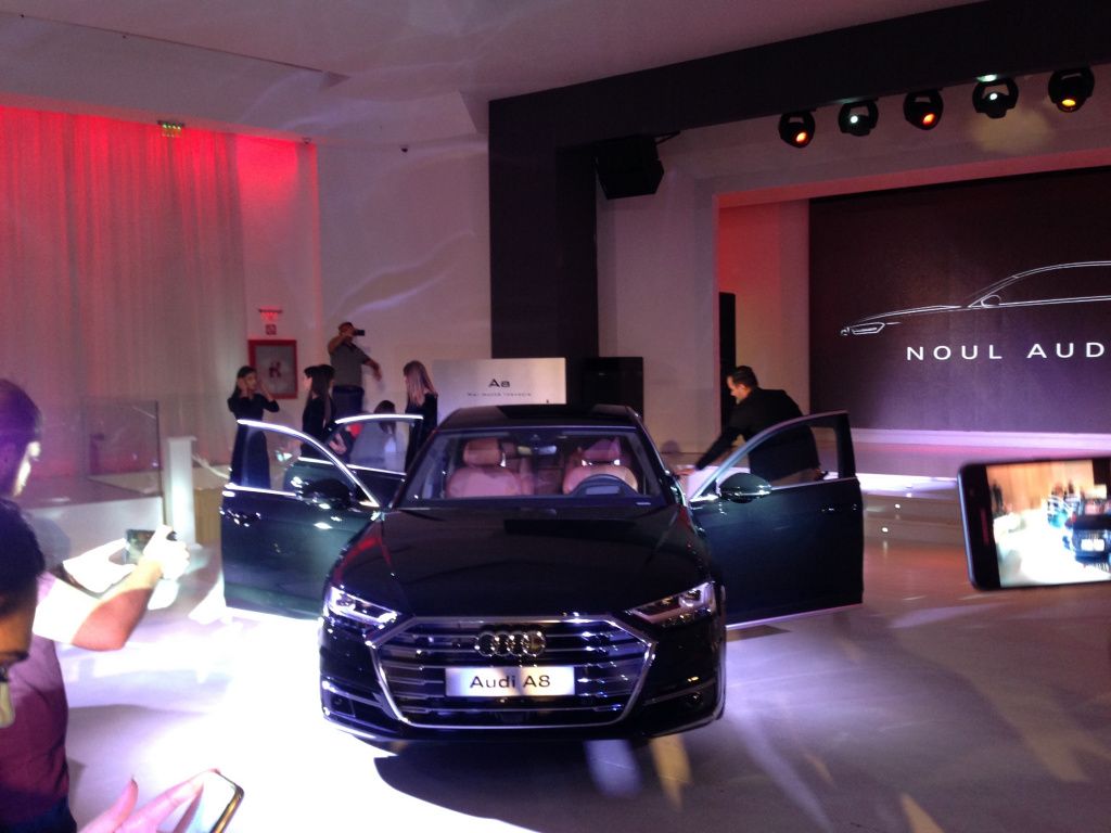 Audi A8 - Imagine 1