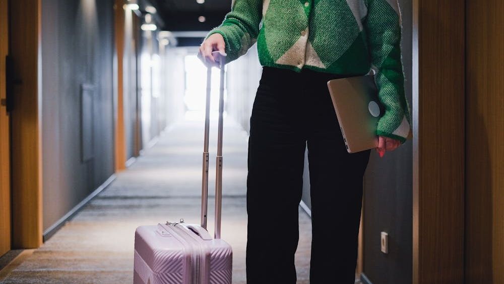 A scăzut febra plecatului la muncă în afară? Mulți români nu mai vor să se relocheze, nici măcar pentru salarii de 4 ori mai mari