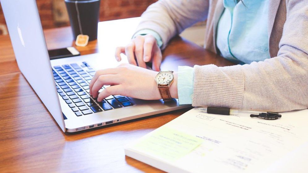 Ministerul Digitalizării dă asigurări că România va avea cum să limiteze fake news-ul înainte de alegeri