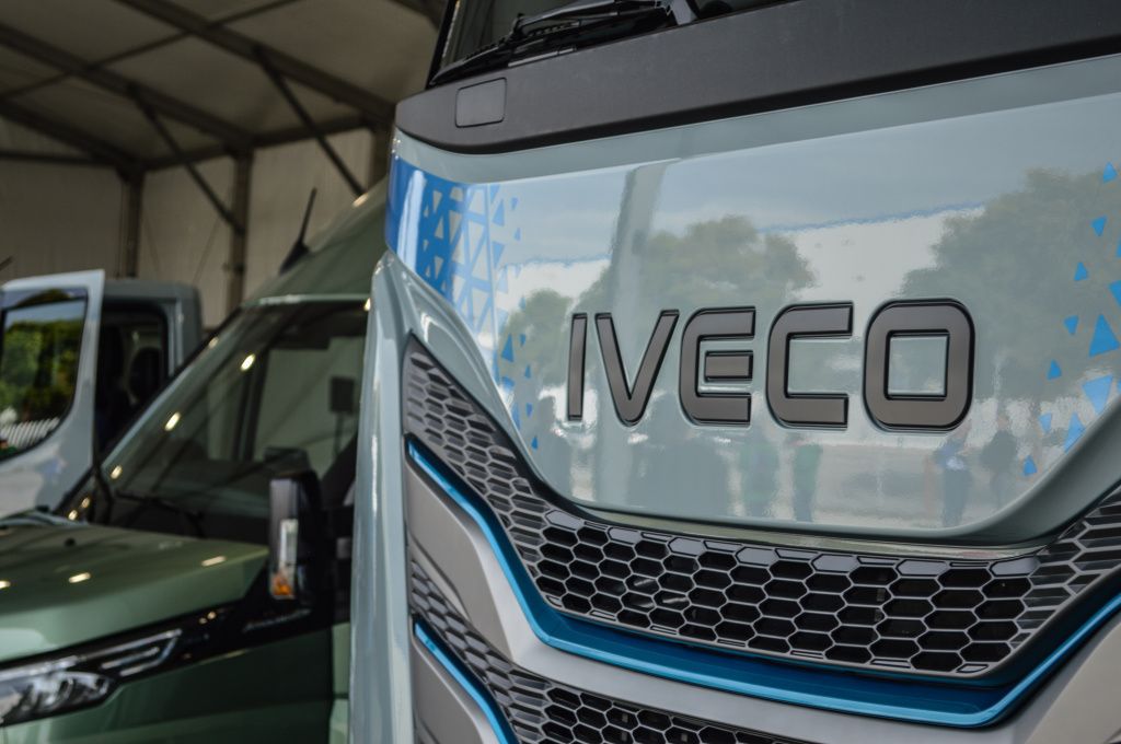GALERIE FOTO | Iveco prezintă camionul 100% electric S-eWay - Imagine 28