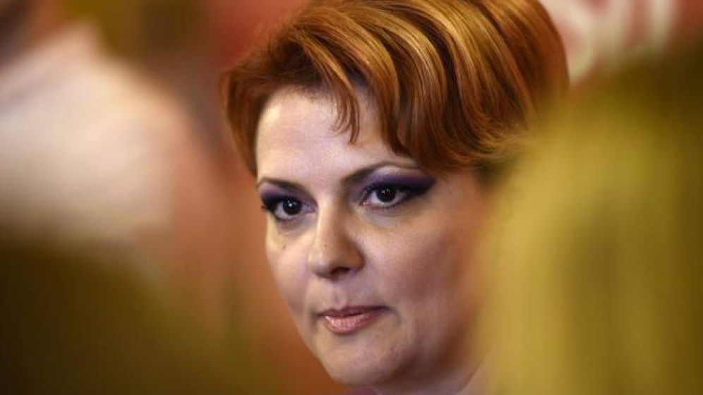 Lia Olguta Vasilescu: Klaus Iohannis sa se uite in oglinda. Va vedea un om cu 40 de dosare penale