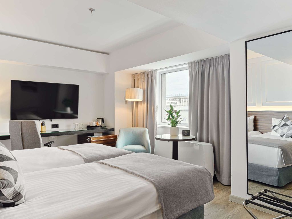 FOTO | Un nou lanț de hoteluri intră pe piața din România. A deschis primul hotel în centrul Bu - Imagine 22