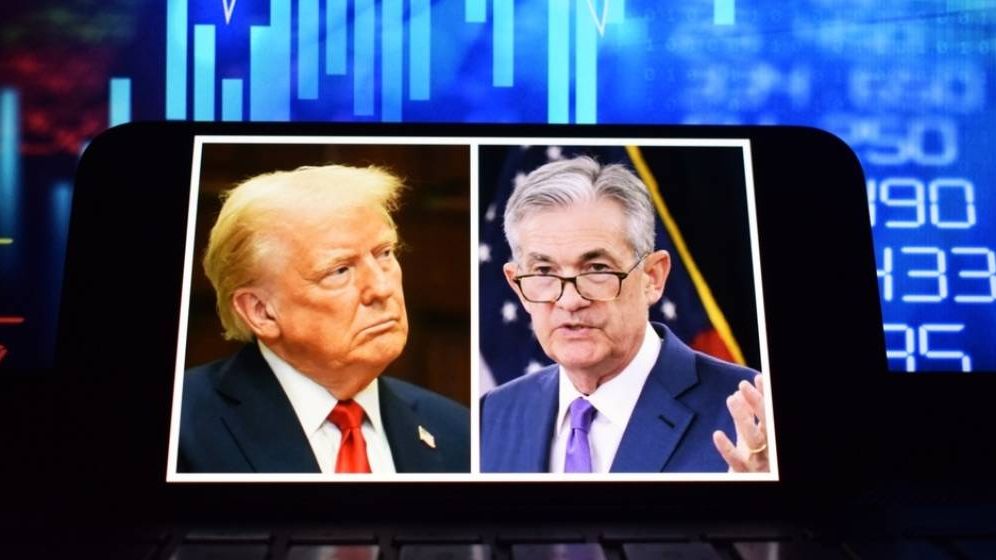 Trump oprește scandalul care a depreciat dolarul: Spune că nu vrea să-l dea afară pe șeful Fed