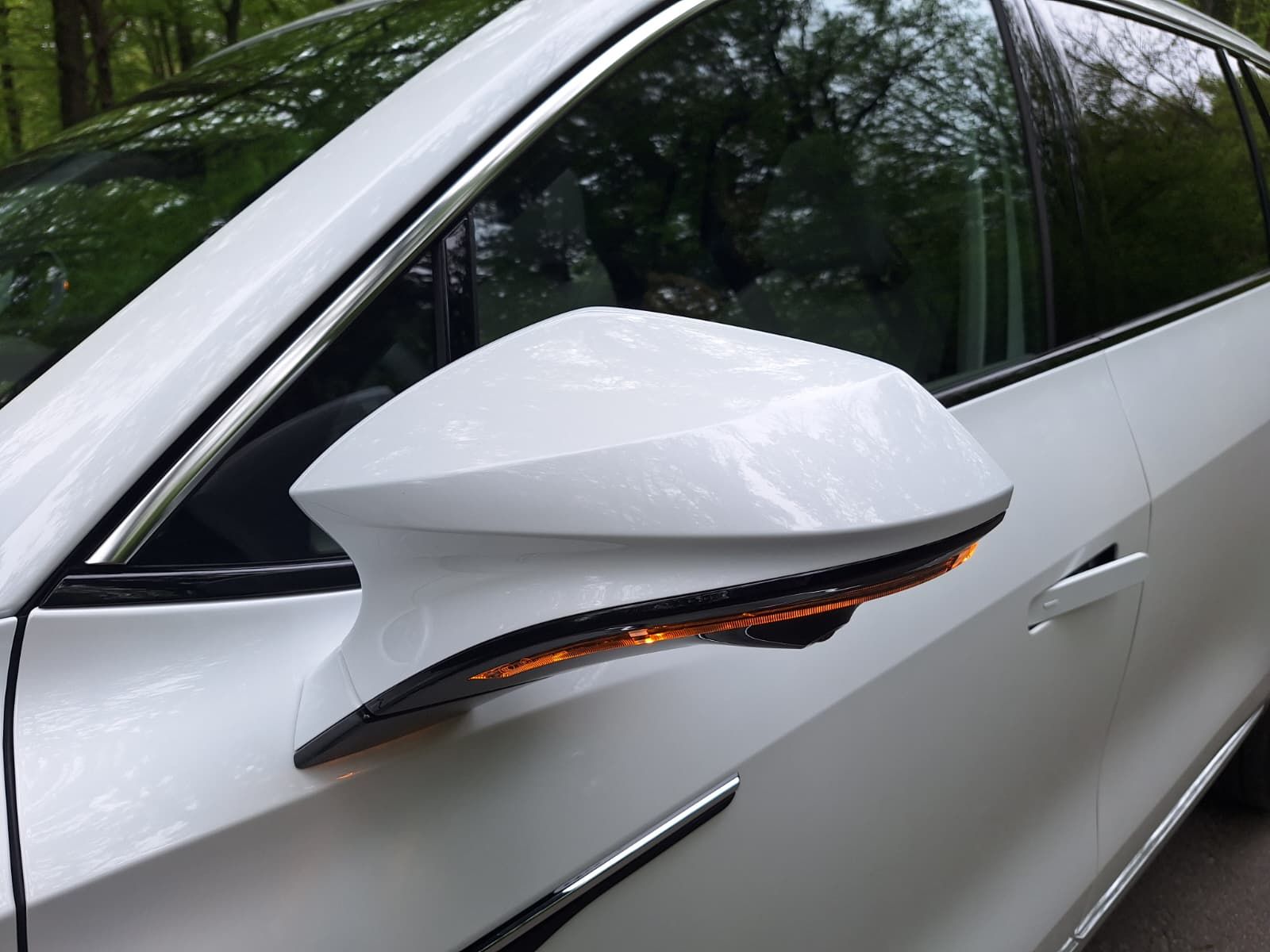 FOTO | Prim contact cu MGS9 PHEV. Ce înseamnă luxul în accepțiunea chinezilor - Poza 9