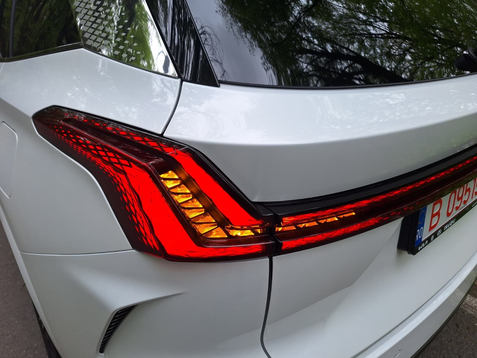 FOTO | Prim contact cu MGS9 PHEV. Ce înseamnă luxul în accepțiunea chinezilor - Poza 17