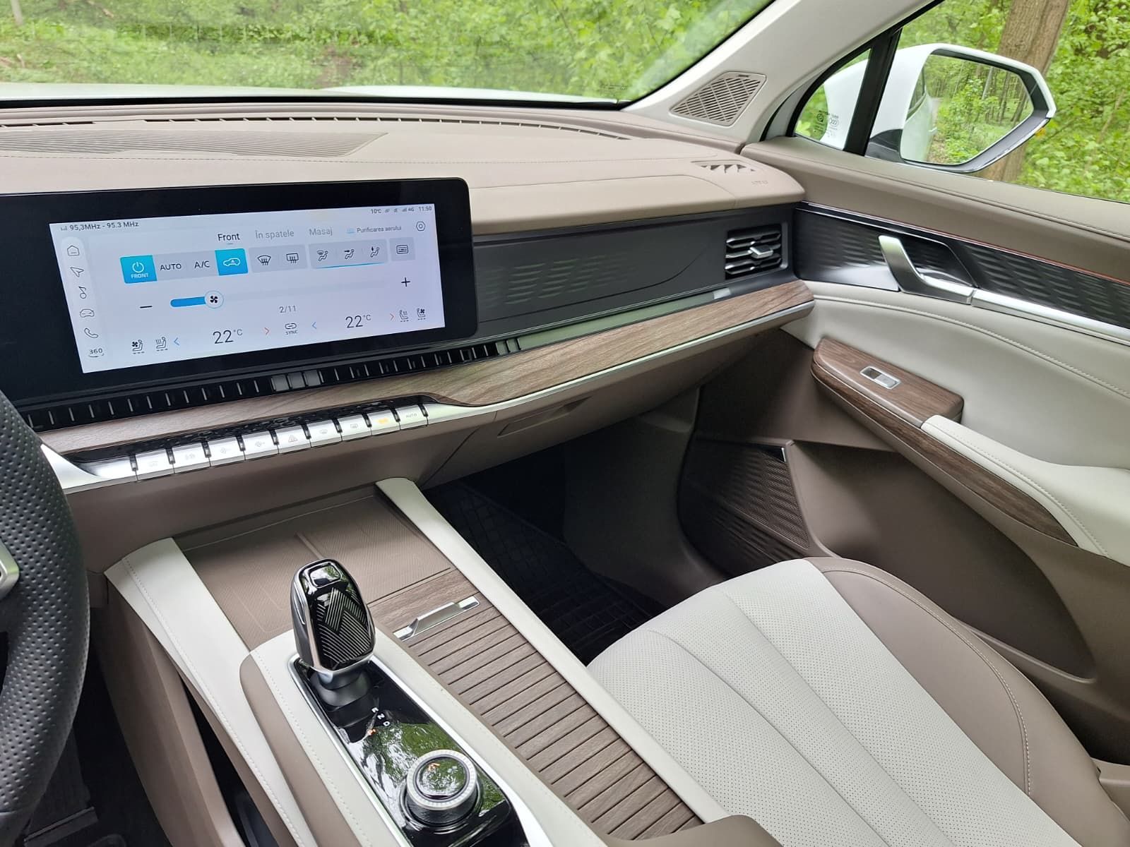 FOTO | Prim contact cu MGS9 PHEV. Ce înseamnă luxul în accepțiunea chinezilor - Poza 24