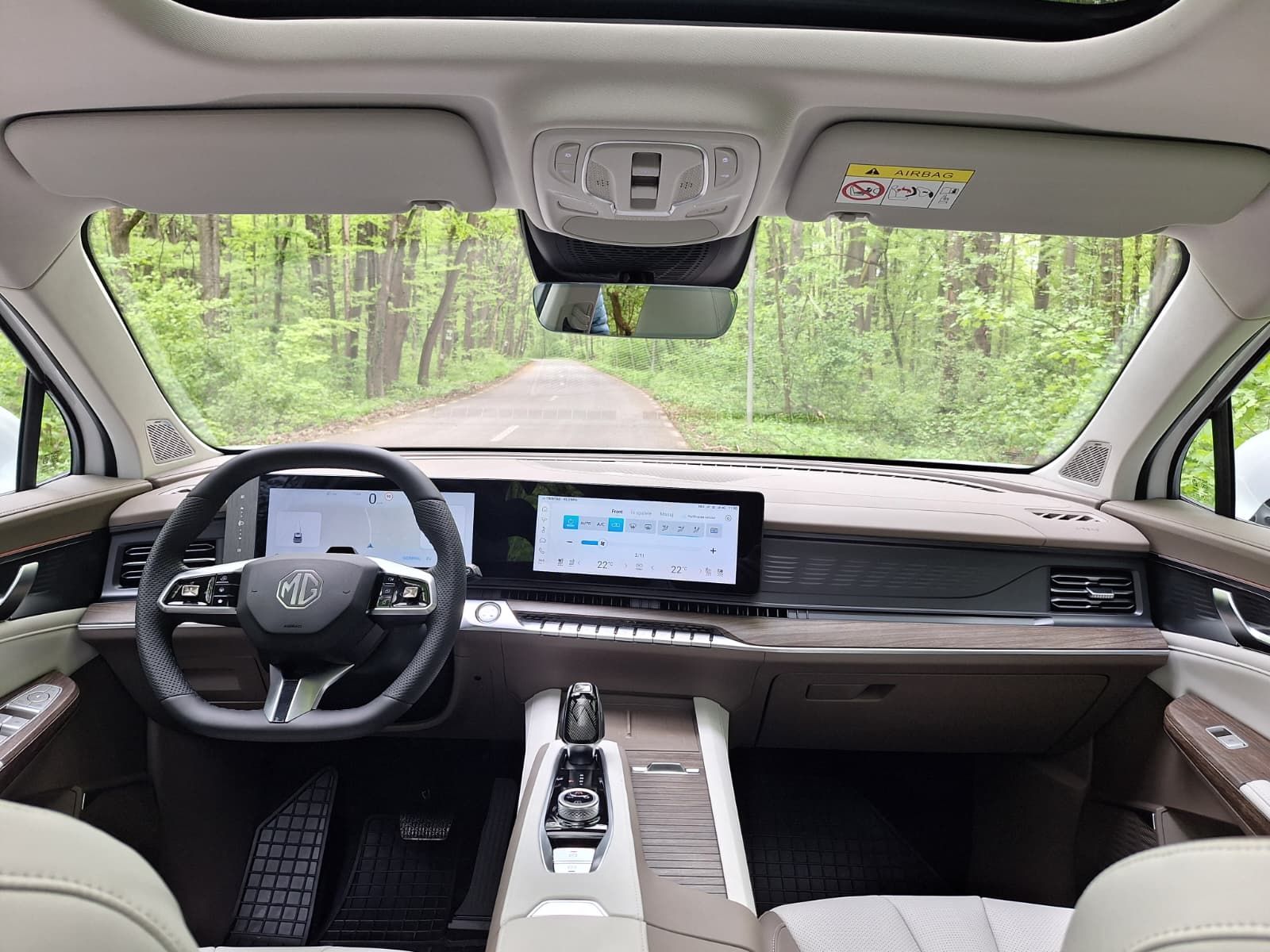 FOTO | Prim contact cu MGS9 PHEV. Ce înseamnă luxul în accepțiunea chinezilor - Poza 23