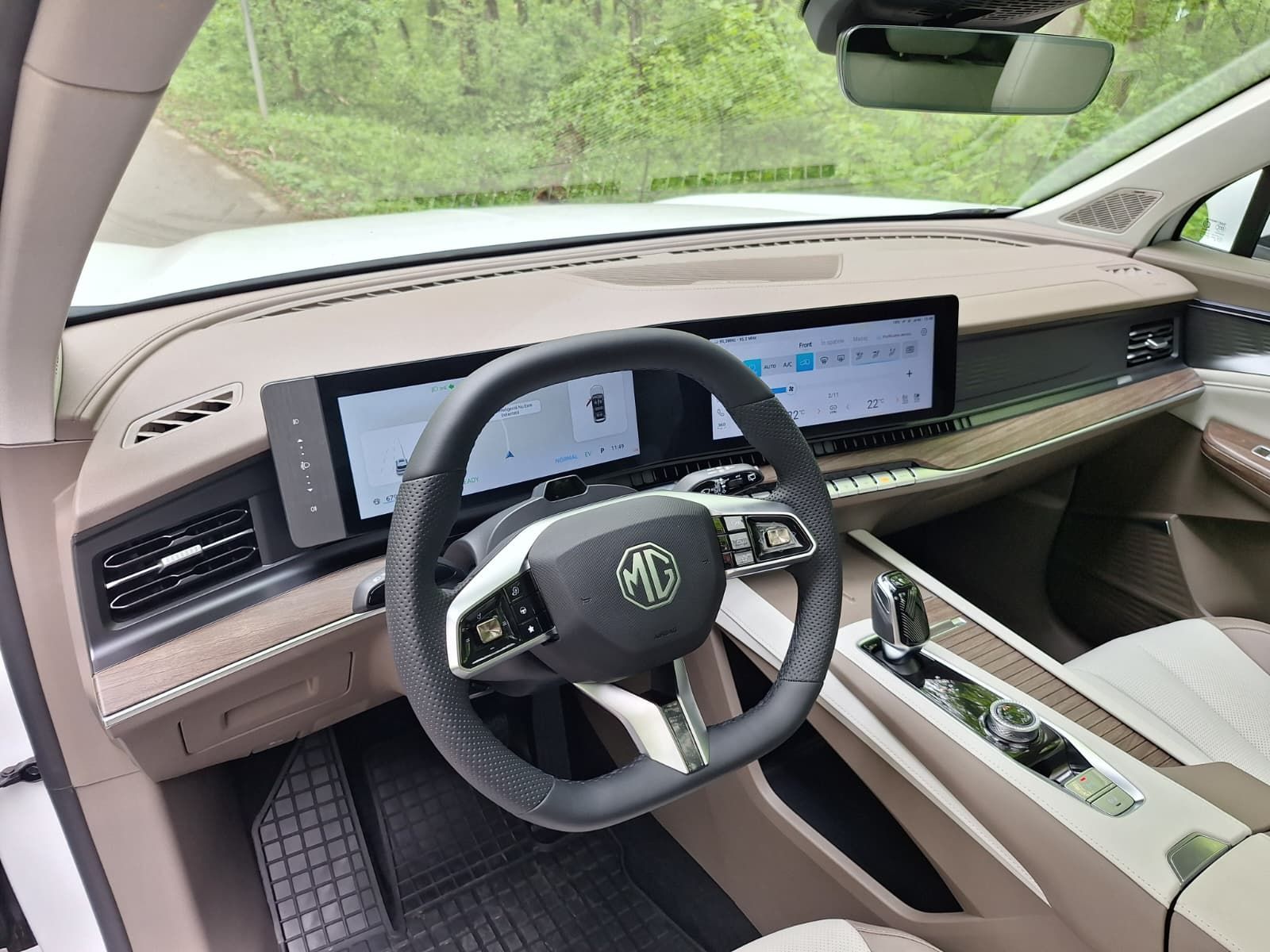 FOTO | Prim contact cu MGS9 PHEV. Ce înseamnă luxul în accepțiunea chinezilor - Poza 19