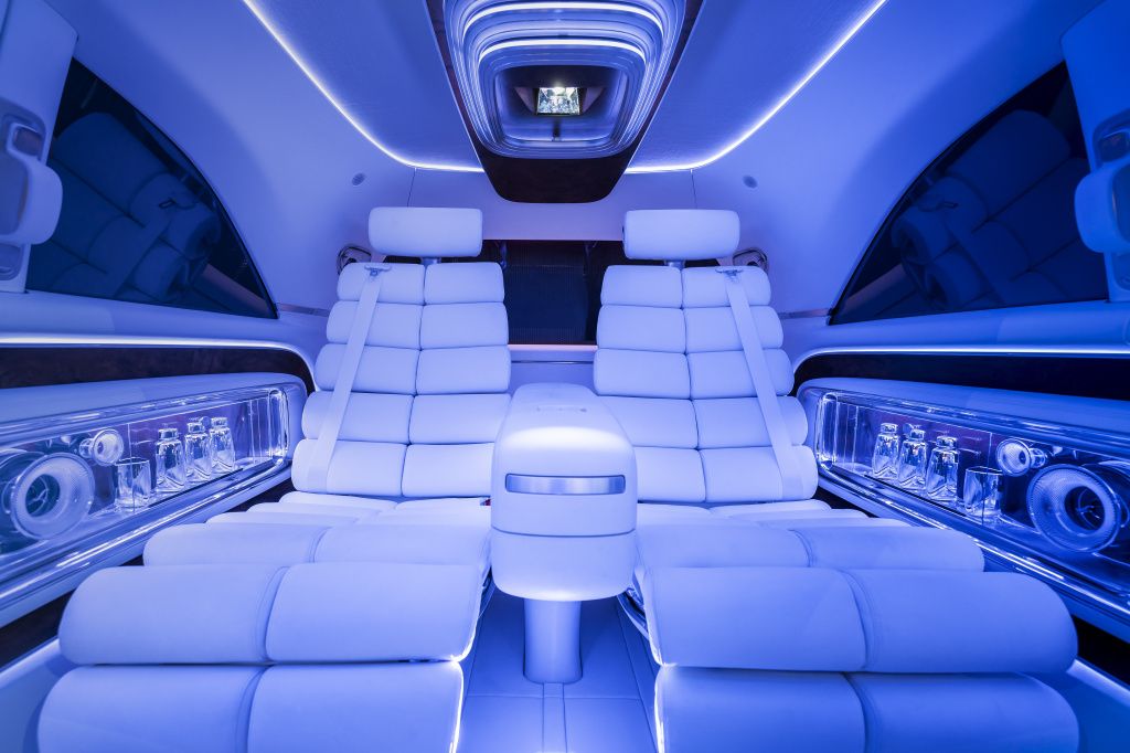 Lux, eleganță și tehnologie fără frână: Mercedes Benz dă startul unei noi ere premium în co - Imagine 23