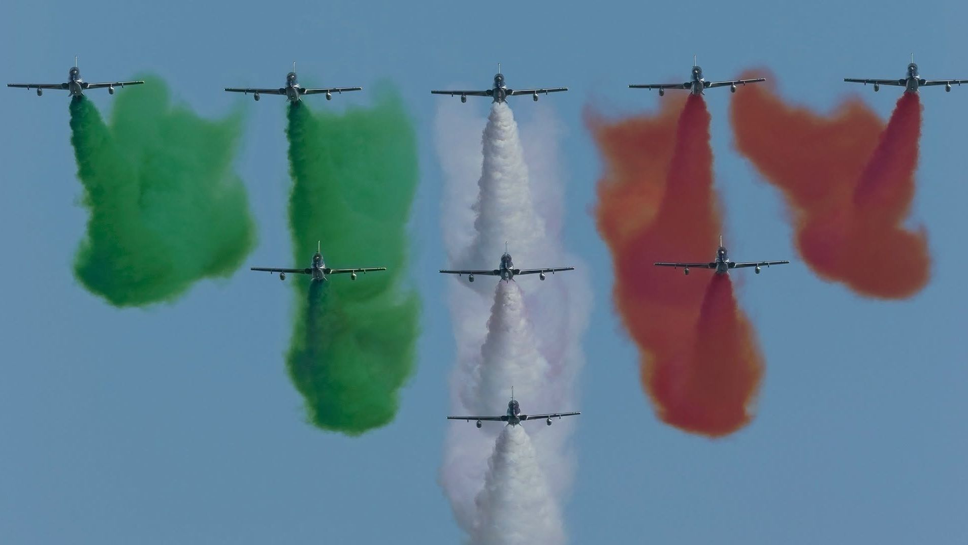 BIAS 2026: Show-uri aviatice la București. Unde are loc evenimentul și ce avioane vor putea fi văzute pe cerul Capitalei