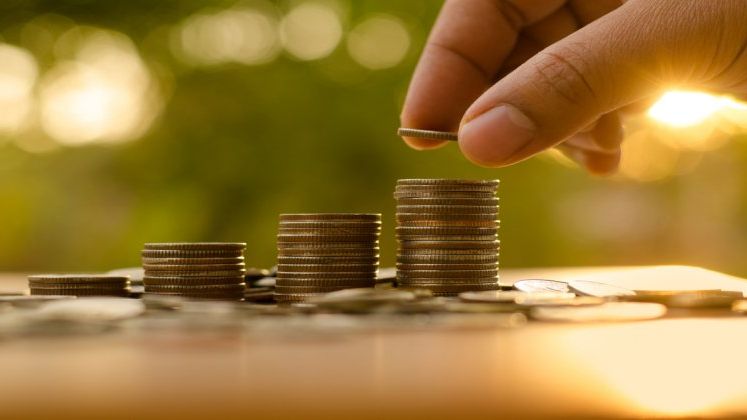 Castigul mediu net din Romania a atins in decembrie 2016 un nivel-record, de 2.354 lei, echivalent cu 521 euro