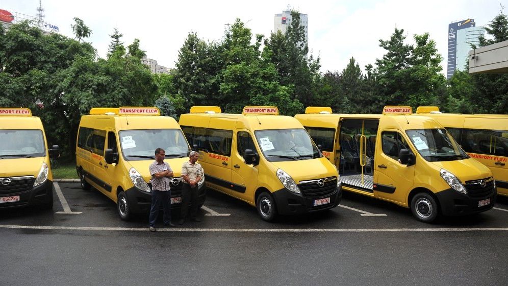 Ministerul Dezvoltării vrea să achiziționeze 150 de microbuze școlare