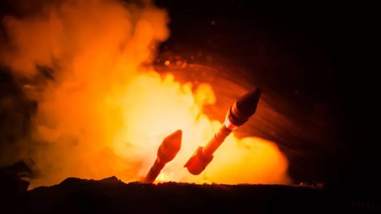 Rusia continuă bombardamentele: Ucraina a fost lovită de 60 de rachete