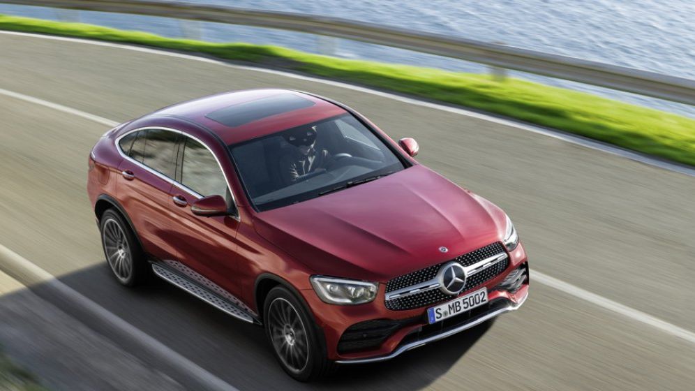 Daimler recheama in service 60.000 de masini Mercedes-Benz