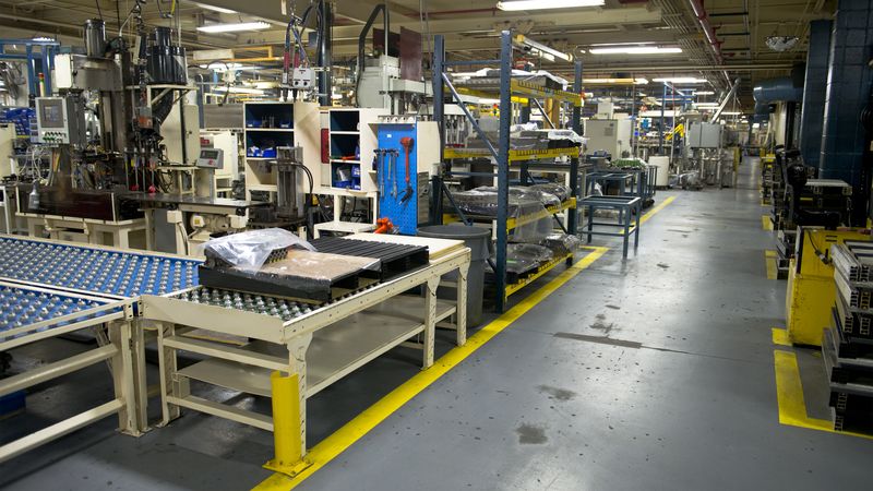 Un producator japonez de componente auto a ales Slovacia pentru o fabrica, in locul Romaniei