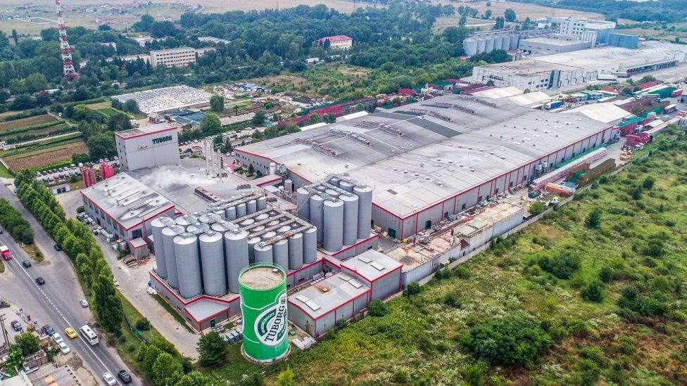 Tuborg vrea un proces de producție mai "verde" și apelează la panourile solare. Ce este Solar Project, noul demers al companiei