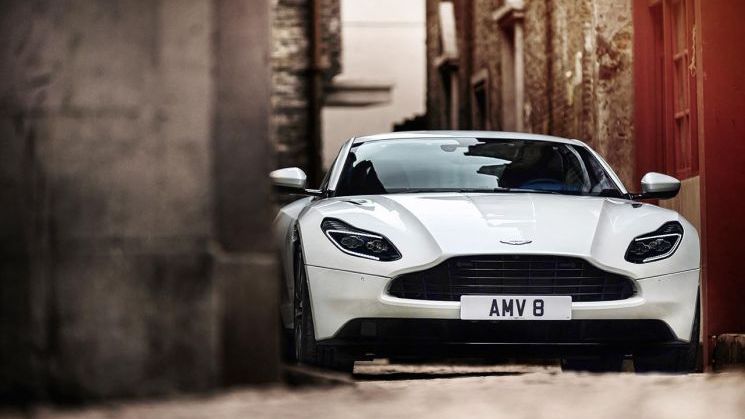 Aston Martin DB11 primeste un motor V8 biturbo de la Mercedes-AMG