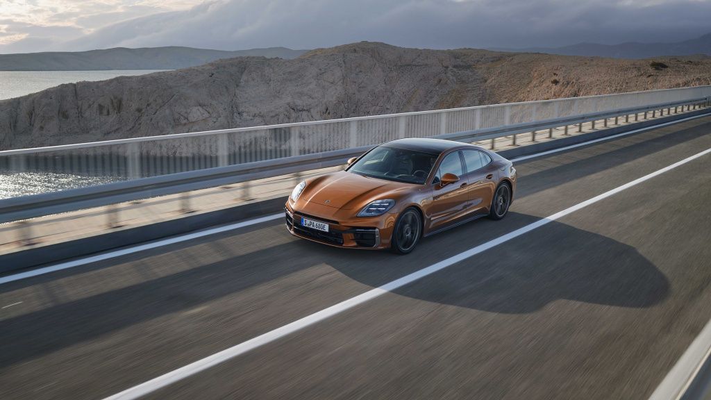 GALERIE FOTO | Porsche a prezentat noua generație Panamera - Imagine 15