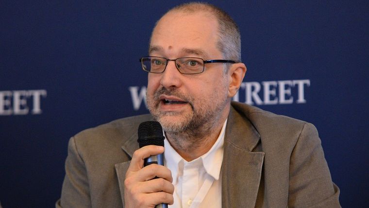 Florin Cojocariu, CAP Gurbanesti: Banii multi bagati in marea agricultura distrug satul si il corup la fel ca ajutoarele sociale